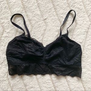 NWT VS PINK Lace Bralette